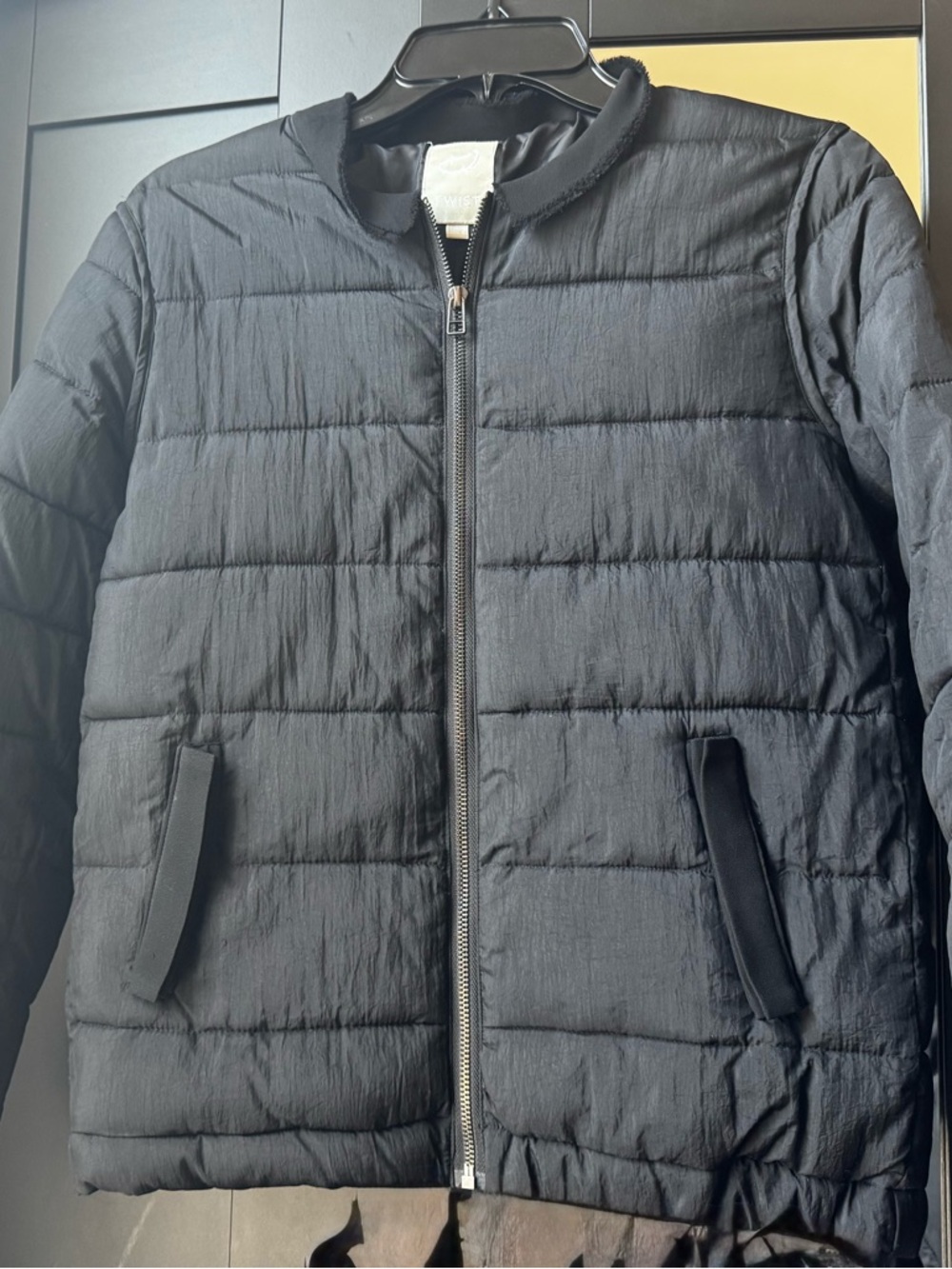 Chic Black Quilted Bomber Jacket